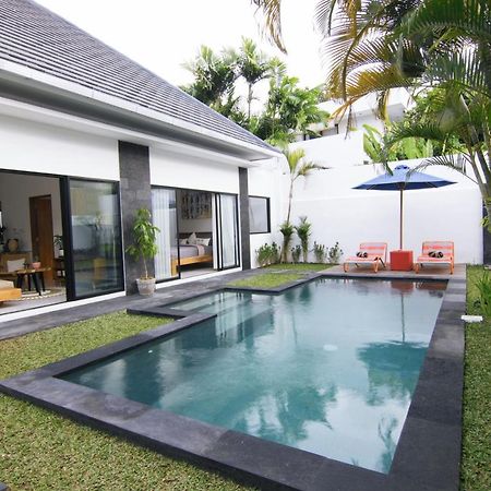 Villa Nikole Seminyak Dış mekan fotoğraf